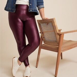Women’s XL Maurice’s liquid shine burgundy leggings new with tags! Flattering!